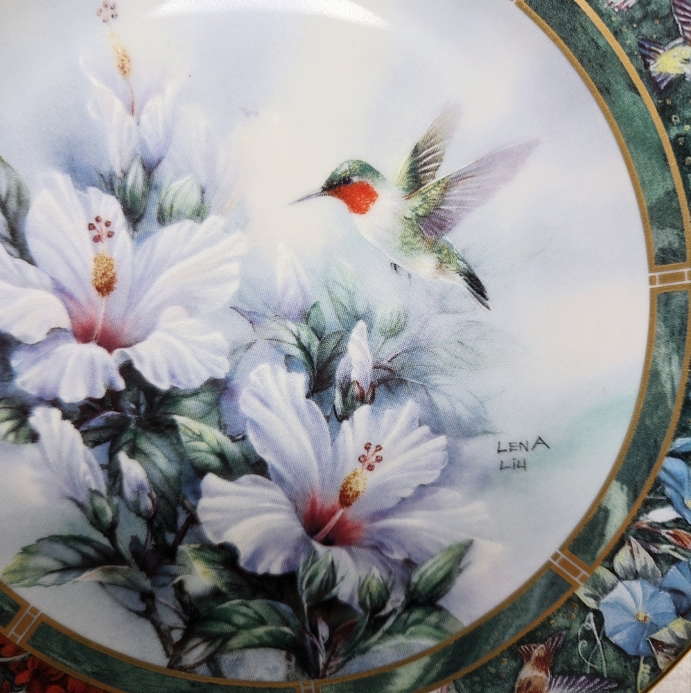 Ruby-Throated Hummingbird Ceramic Plate - Picture 6 of 10